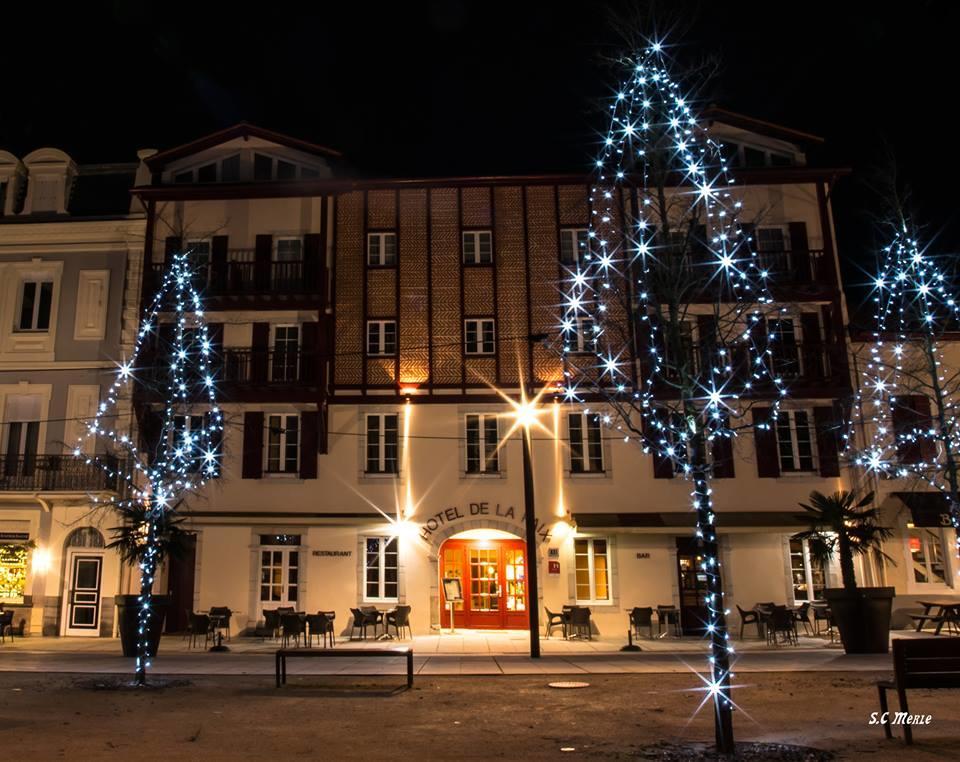 Hotel-Restaurant De La Paix Saint-Palais  Dış mekan fotoğraf
